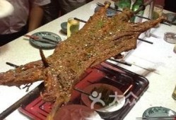 博主爆料烤全羊视频,现场制作过程大公开！